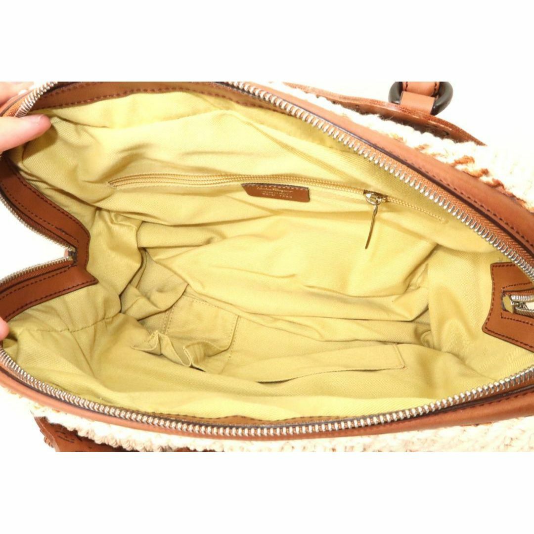 Salvatore Ferragamo - 美品 フェラガモ ショルダーバッグ Salvatore Ferragamo - 美品 フェラガモ ショルダーバッグ
