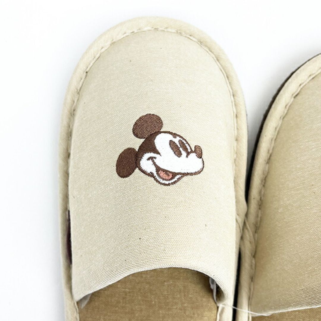 Disney(ディズニー)のディズニー ミッキーマウス スマイルベージュ スリッパ（約22cm〜24cm対応） ルームシューズ Disney キッズ/ベビー/マタニティのキッズ靴/シューズ(15cm~)(スリッパ)の商品写真