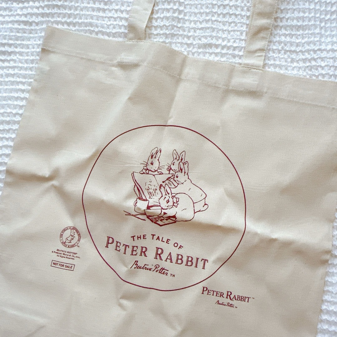 PETER RABBIT（TM）(ピーターラビット)のピーターラビット　トートバッグ レディースのバッグ(トートバッグ)の商品写真