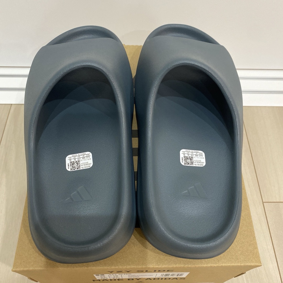 YEEZY（adidas）(イージー)のadidas YEEZY Slide "Slate Marine" サンダル メンズの靴/シューズ(サンダル)の商品写真