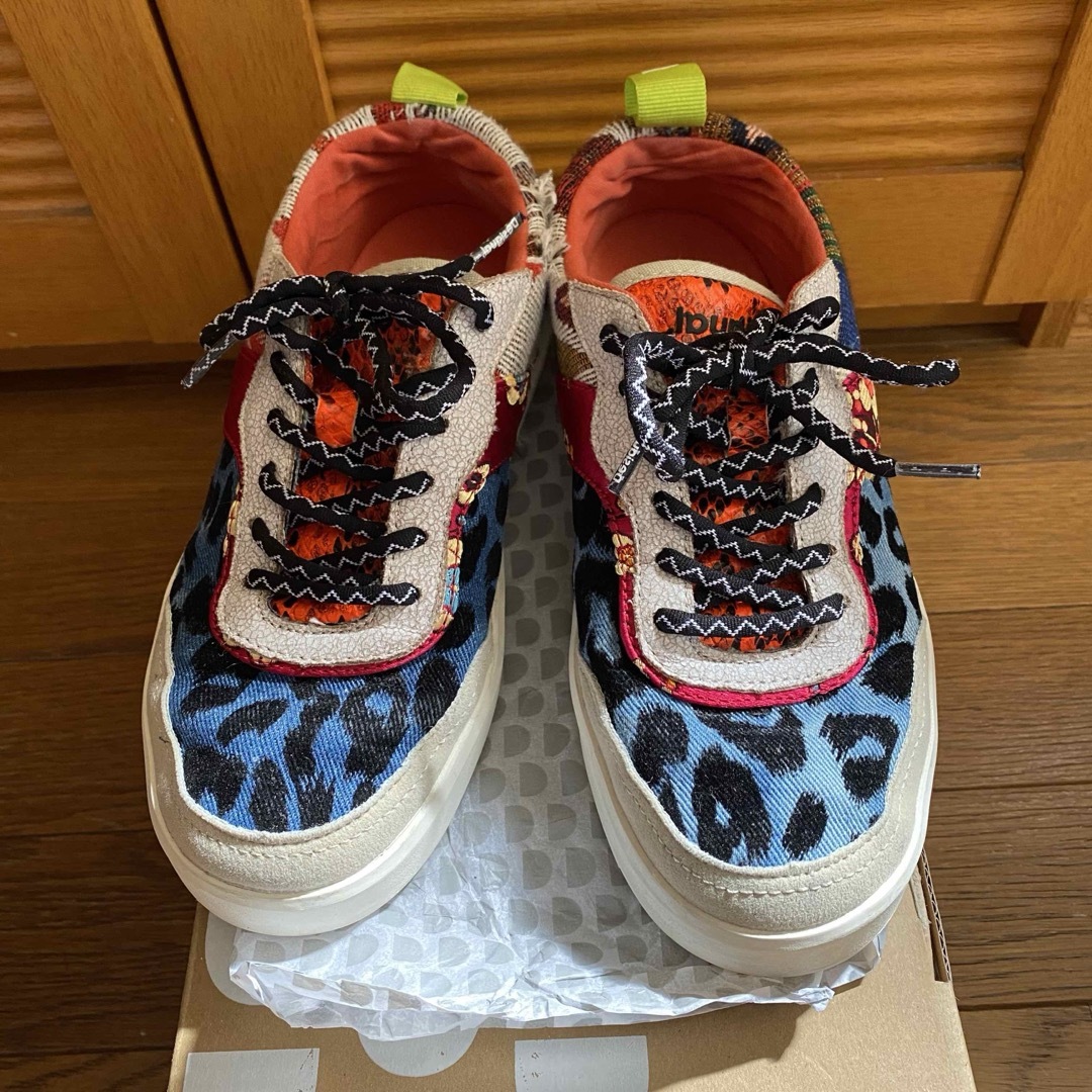 DESIGUAL - desigual デシグアル スニーカー EUR37 23.5㎝の通販 by