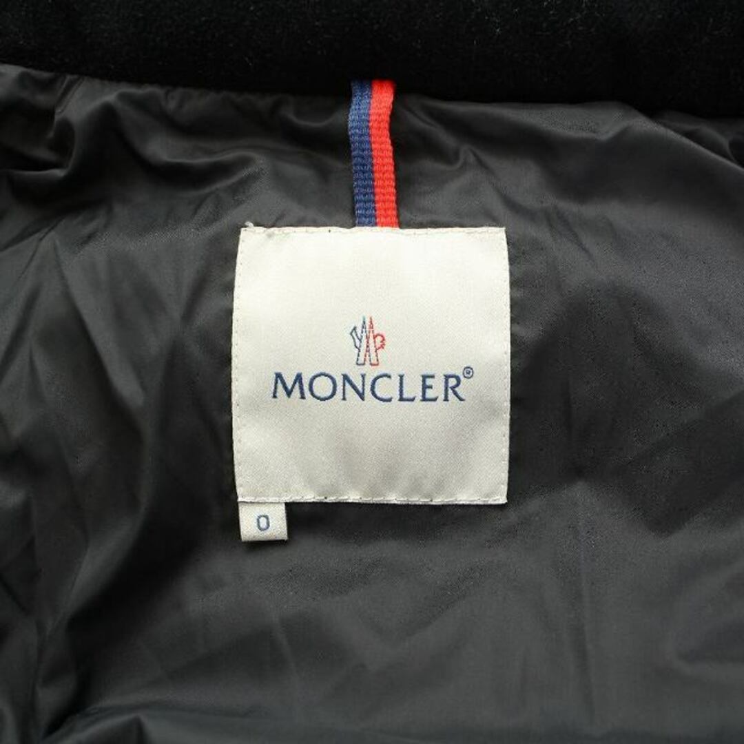 MONCLER(モンクレール)のモンクレール BADIA ダウンジャケット デカワッペン 0 S カーキ レディースのジャケット/アウター(ダウンジャケット)の商品写真