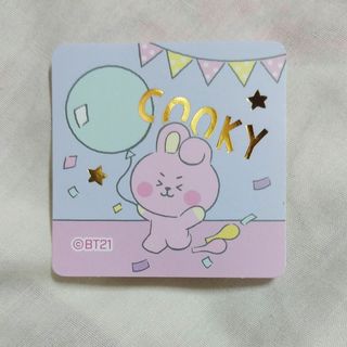 ビーティーイシビル(BT21)のお菓子チーズせんBT21COOKYオリジナルシールステッカー韓国LINEフレンズ(アイドルグッズ)