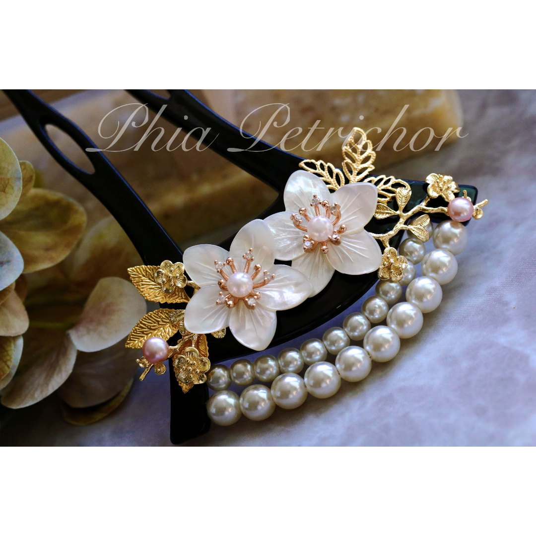 髪飾り 桜 かんざし バチ型 螺鈿 真珠母貝 パール W2401091簪 レディースの水着/浴衣(和装小物)の商品写真