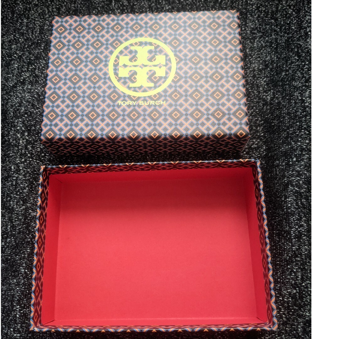 Tory Burch(トリーバーチ)のトリーバーチ　空箱 レディースのバッグ(ショップ袋)の商品写真