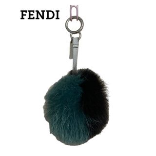 FENDI - フェンディ ポンポン チャーム ファー キーホルダー レザー FENDI リング