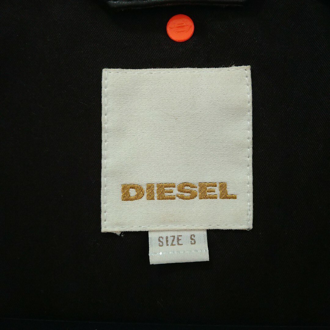 DIESEL(ディーゼル)のＤＩＥＳＥＬ　ディーゼル　ライダース　レザー　革ジャン メンズのジャケット/アウター(ライダースジャケット)の商品写真