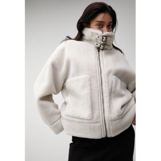 アズールバイマウジー(AZUL by moussy)のAZULby moussy ジップアップボアコート(ブルゾン)