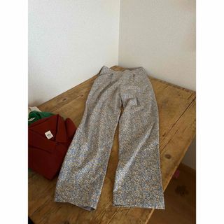 ロンハーマン(Ron Herman)のRonHerman flower pants. 最終価格🥦💚🤍(カジュアルパンツ)