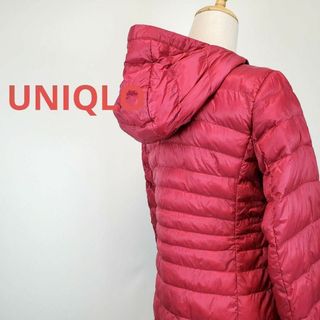 ユニクロ(UNIQLO)のユニクロUNIQLOウルトラライトダウンセミロングジャケットS赤色フード付(ダウンジャケット)