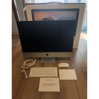 マック(Mac (Apple))のiMac 2015 21.5(箱付き)& magic trackpad 2(デスクトップ型PC)
