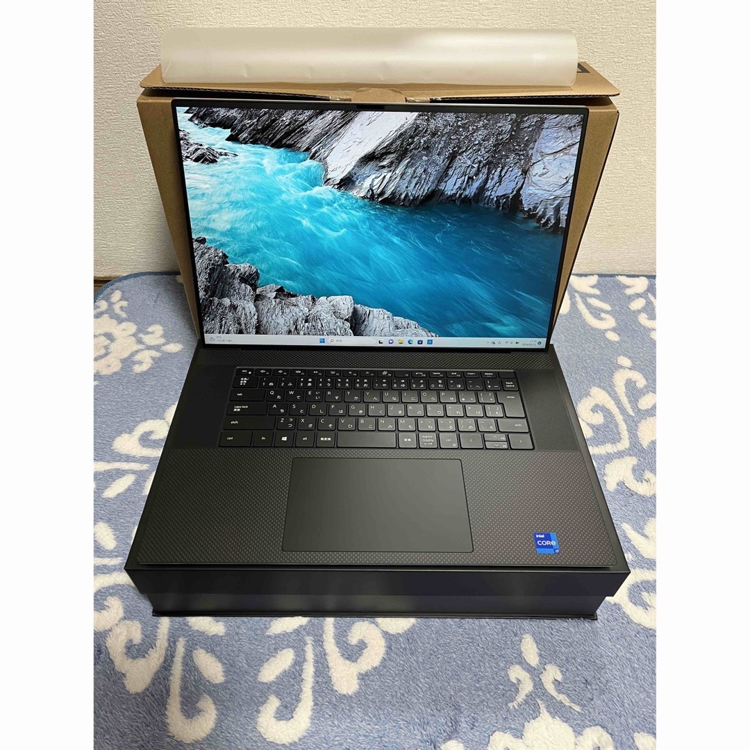 DELL(デル)の新品 Dell XPS 17 i7-11800H メモ16Gb RTX 3050 スマホ/家電/カメラのPC/タブレット(ノートPC)の商品写真