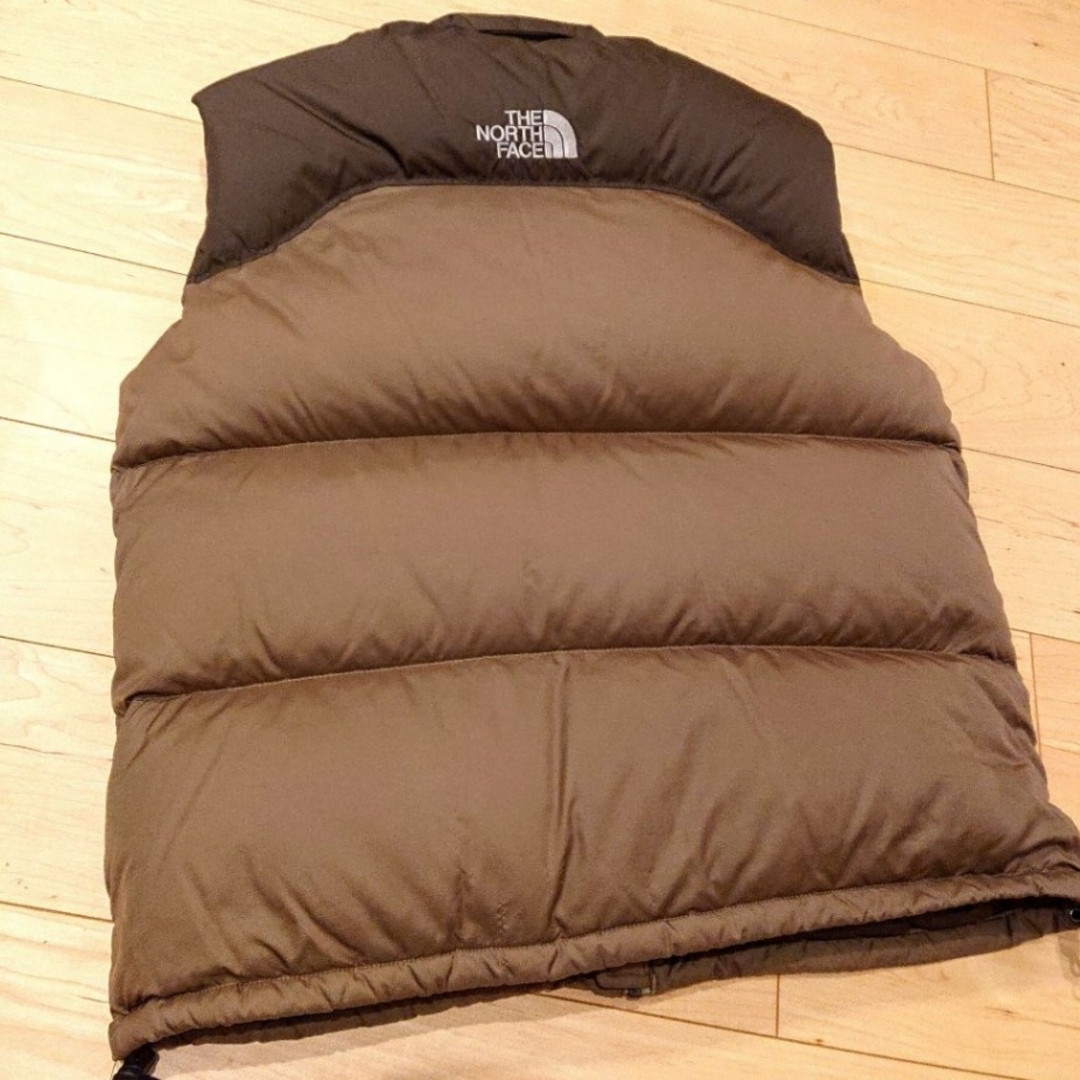 THE NORTH FACE(ザノースフェイス)のノースフェイス激レア700fill ダウンベスト パタゴニア Supreme メンズのジャケット/アウター(ダウンベスト)の商品写真