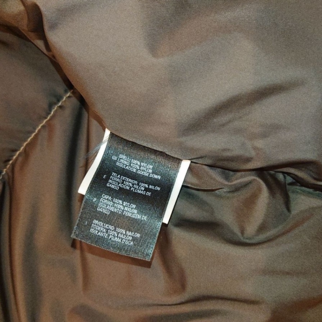 THE NORTH FACE(ザノースフェイス)のノースフェイス激レア700fill ダウンベスト パタゴニア Supreme メンズのジャケット/アウター(ダウンベスト)の商品写真
