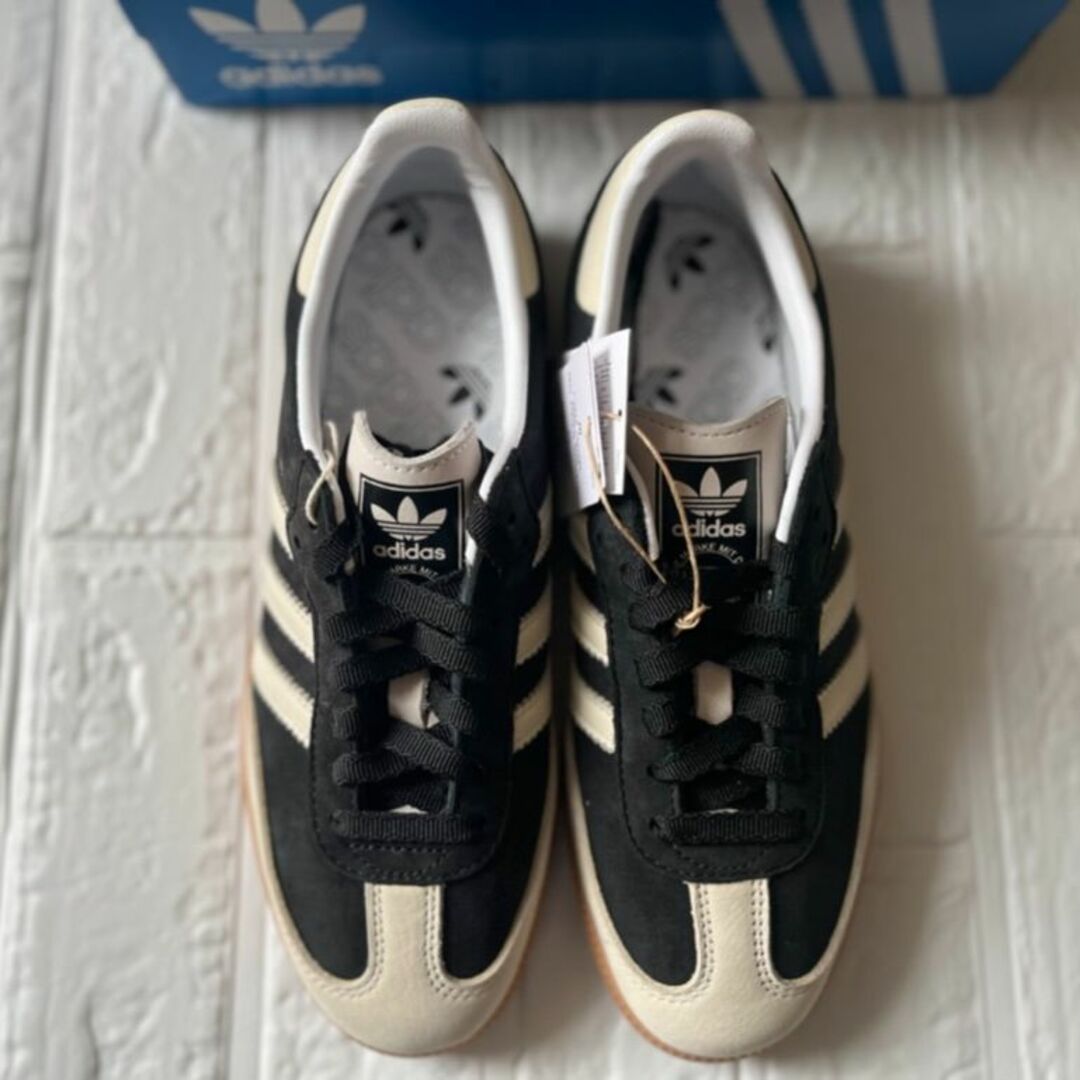 Originals（adidas）(オリジナルス)の大人気 新品 アディダス オリジナルス サンバ OG W / SAMBA OG メンズの靴/シューズ(スニーカー)の商品写真