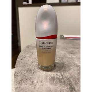 シセイドウ(SHISEIDO (資生堂))のSHISEIDO エッセンススキングロウファンデーション320ｐｉｎｅ(ファンデーション)