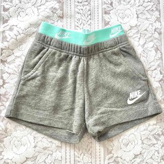 NIKE - NIKE ナイキ ショートパンツ ホットパンツ グレー キッズ こども