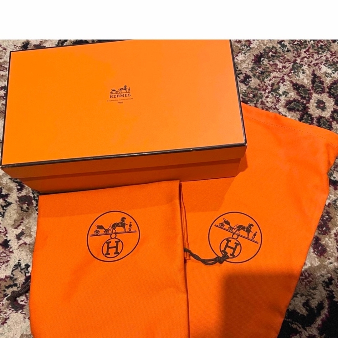 Hermes(エルメス)の倉庫管理人様専用　　HERMES 靴箱 靴保存袋　美品 レディースのバッグ(ショップ袋)の商品写真