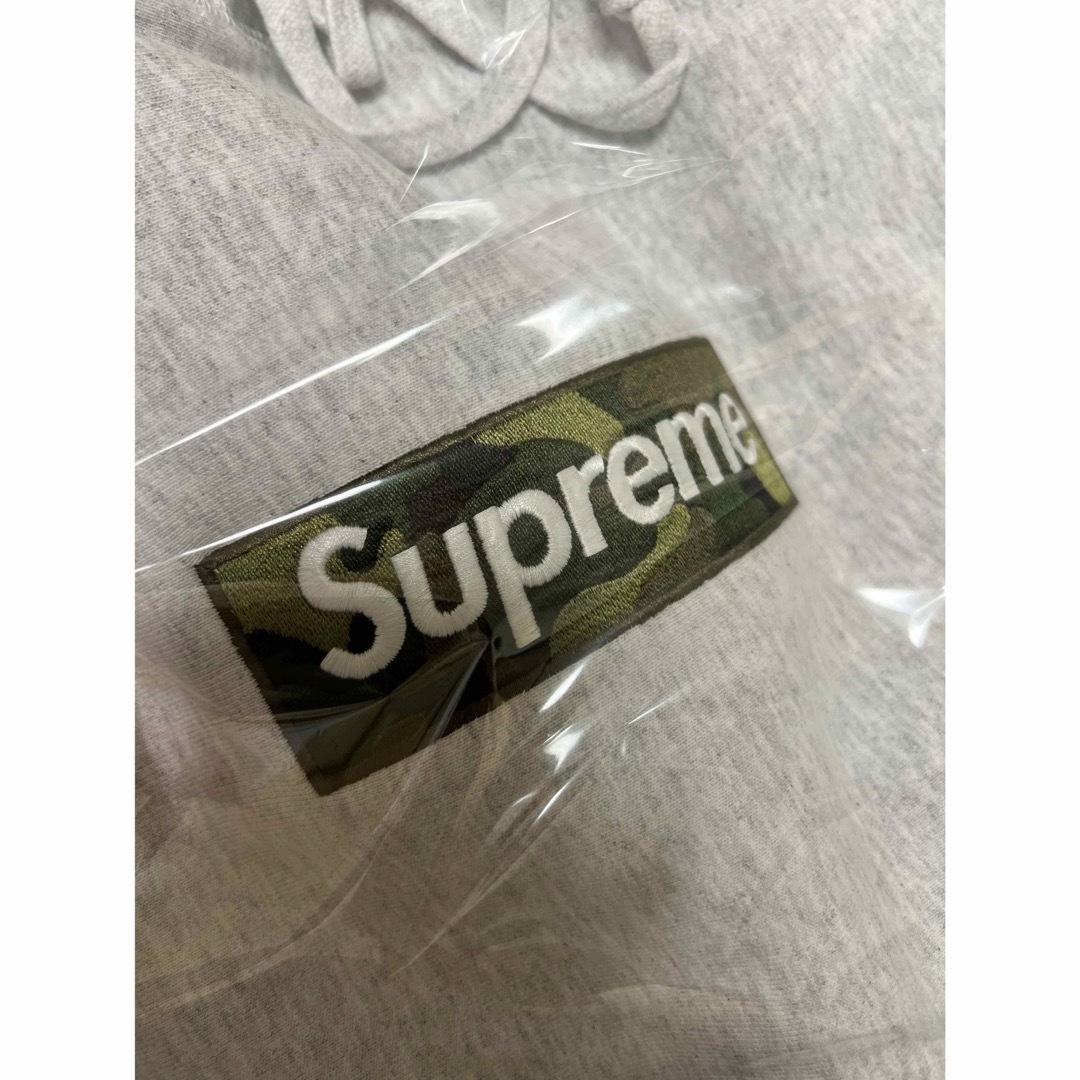 Supreme(シュプリーム)のSupreme BoxLogo HoodedSweatshirt AshGrey メンズのトップス(パーカー)の商品写真