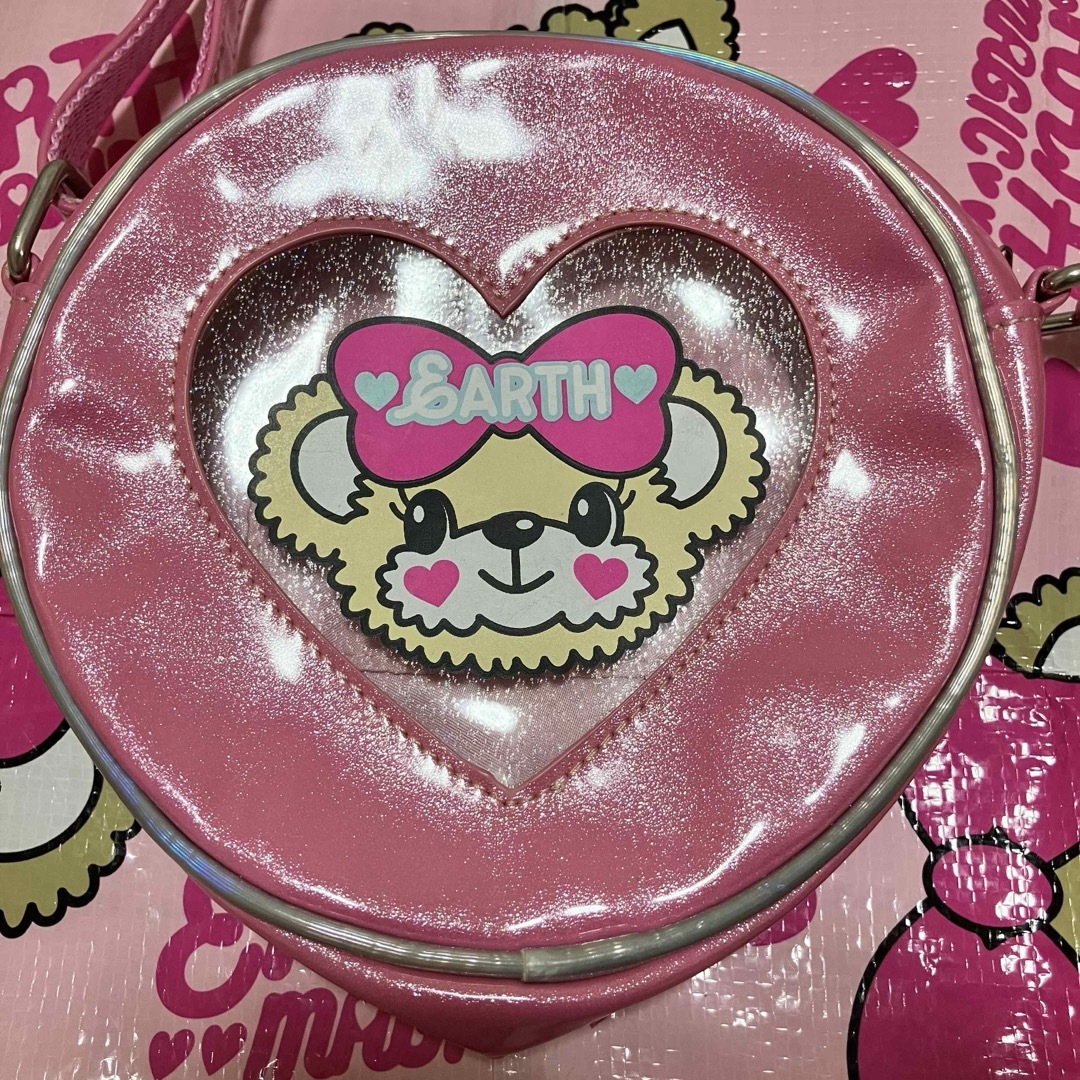 EARTHMAGIC(アースマジック)のポシェット キッズ/ベビー/マタニティのこども用バッグ(ポシェット)の商品写真