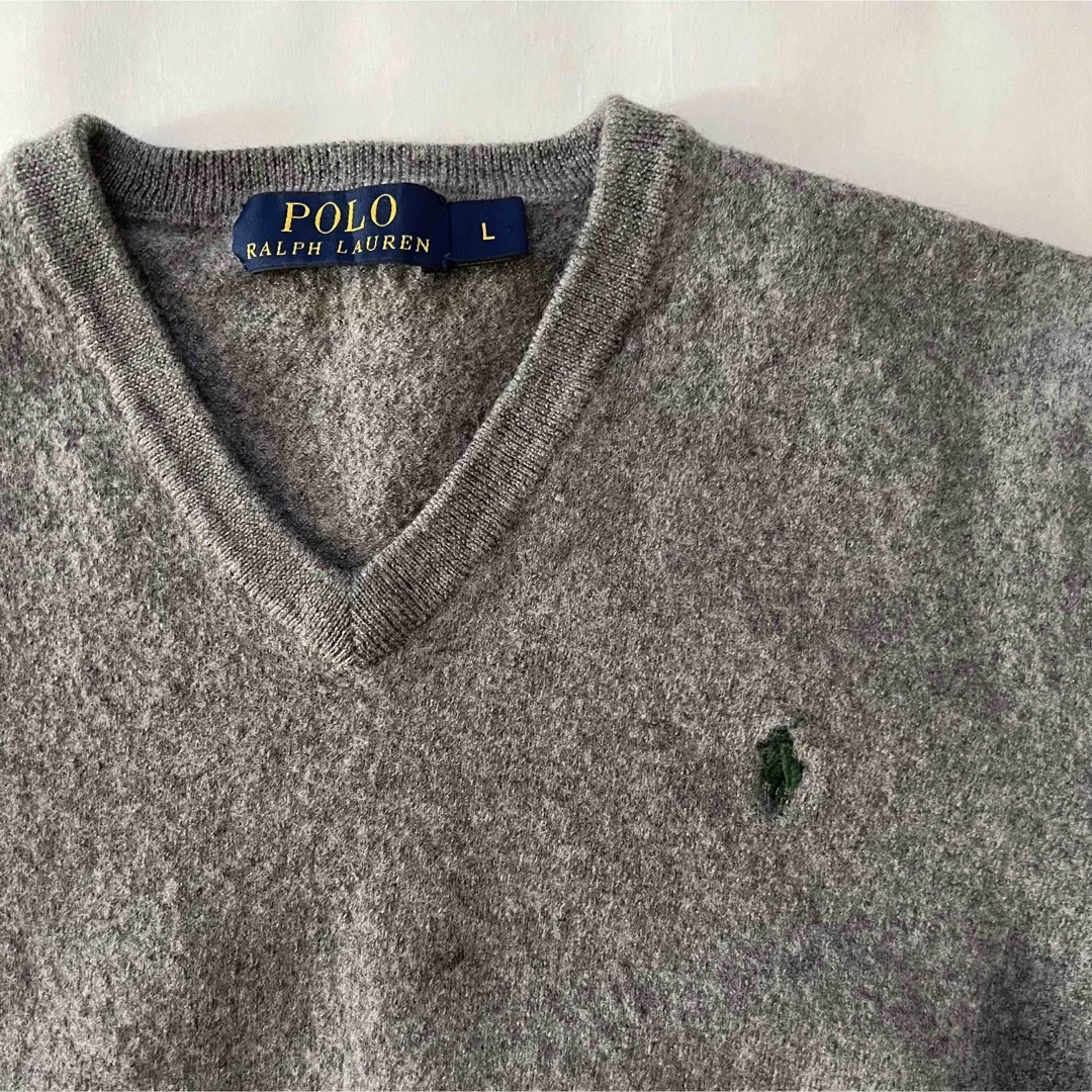 POLO RALPH LAUREN(ポロラルフローレン)のキッズ　ラルフローレン　ポロ　Vネック　ニット　グレー　フォーマル キッズ/ベビー/マタニティのキッズ服男の子用(90cm~)(ニット)の商品写真