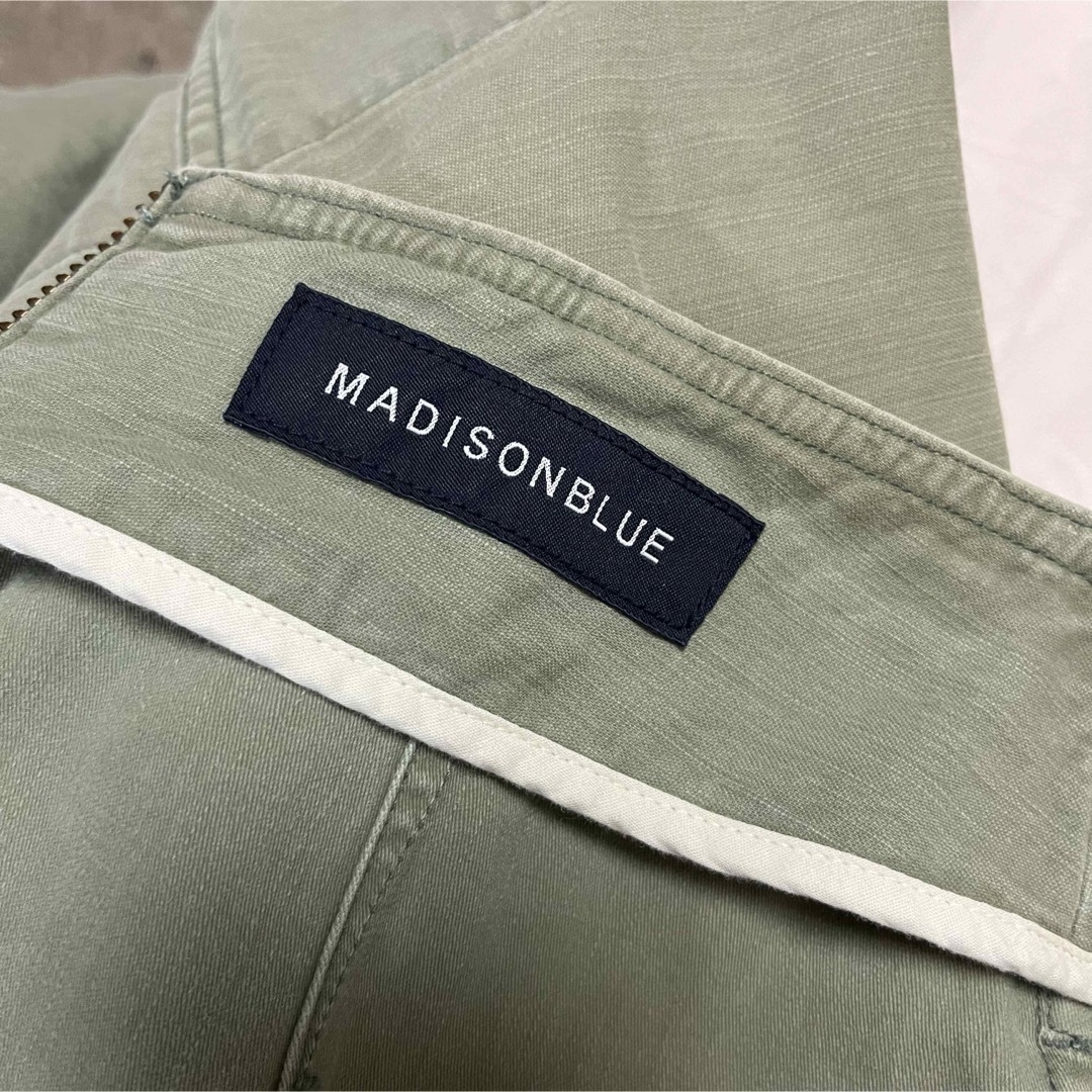 MADISONBLUE(マディソンブルー)のMADISONBLUE SOFIE バックサテン タイトスカート 01 レディースのスカート(ひざ丈スカート)の商品写真