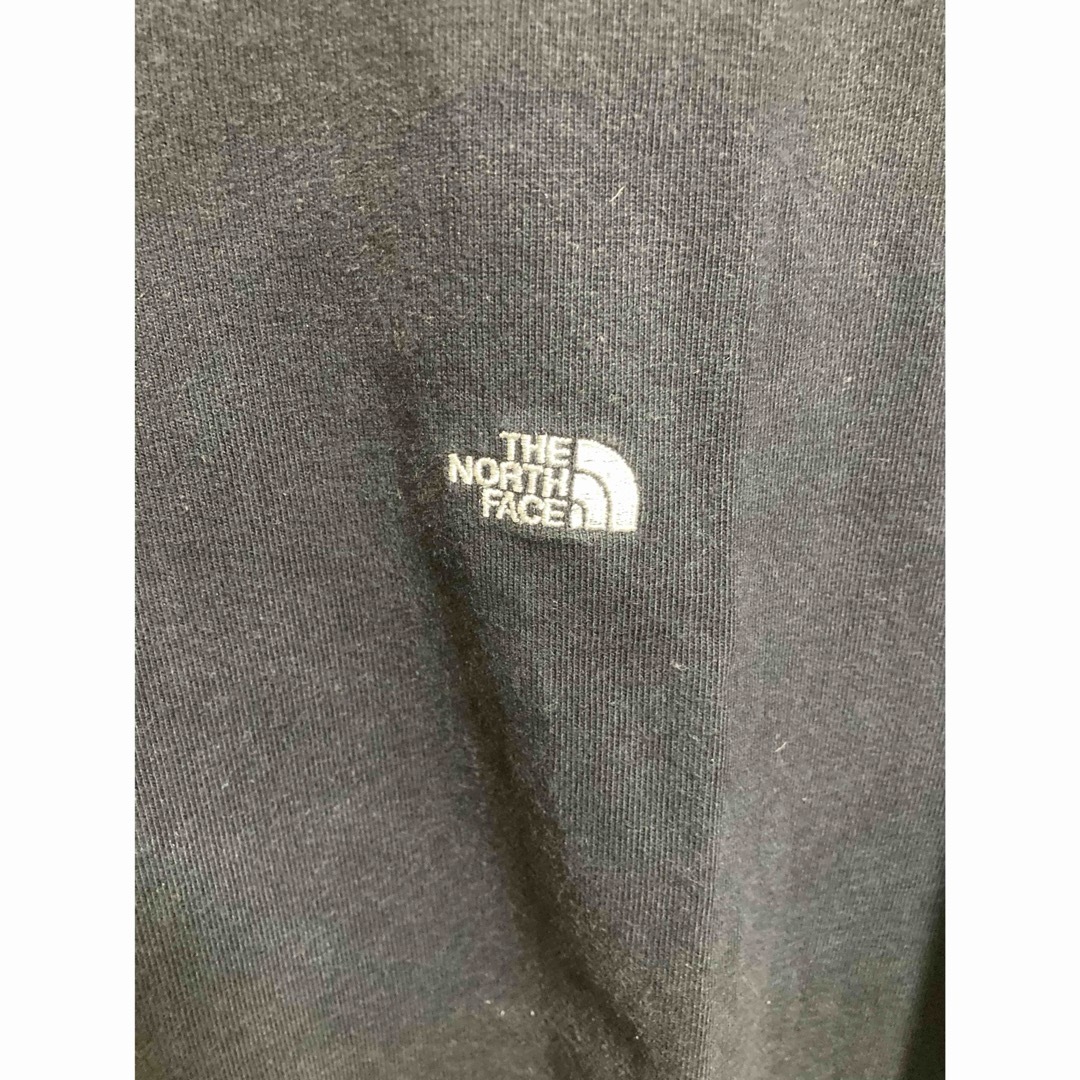 THE NORTH FACE(ザノースフェイス)の最終セール！！　　ノースフェイス　黒ロンT メンズのトップス(Tシャツ/カットソー(七分/長袖))の商品写真