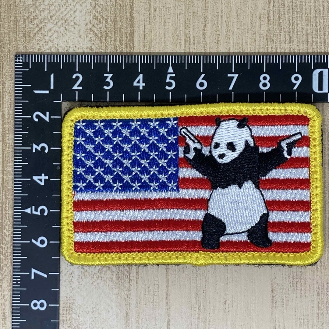 国旗USA Banksy バンクシー  パンダ panda エンタメ/ホビーのミリタリー(その他)の商品写真