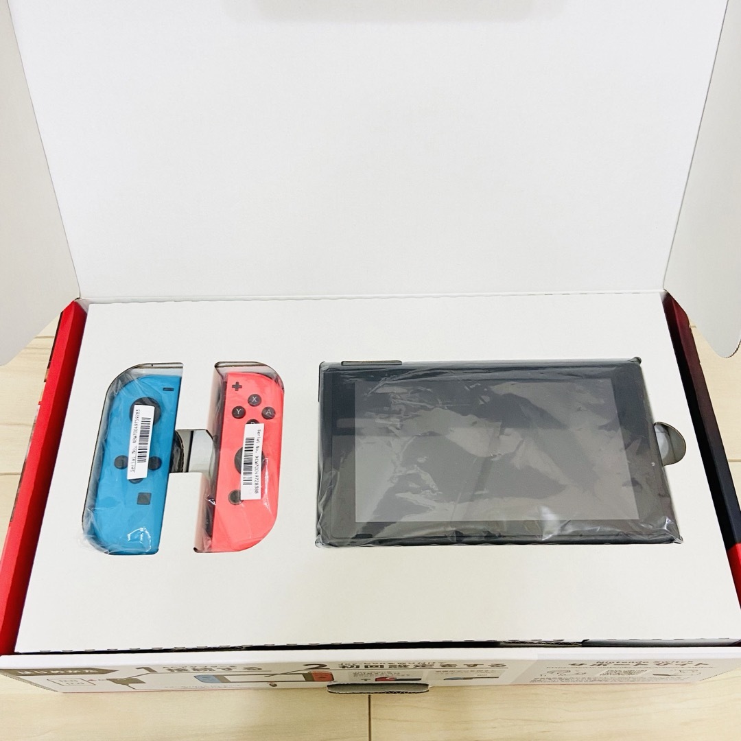 Nintendo Switch(ニンテンドースイッチ)の【美品】バッテリー強化版　スイッチ　NINTENDO SWITCH 本体 エンタメ/ホビーのゲームソフト/ゲーム機本体(家庭用ゲーム機本体)の商品写真