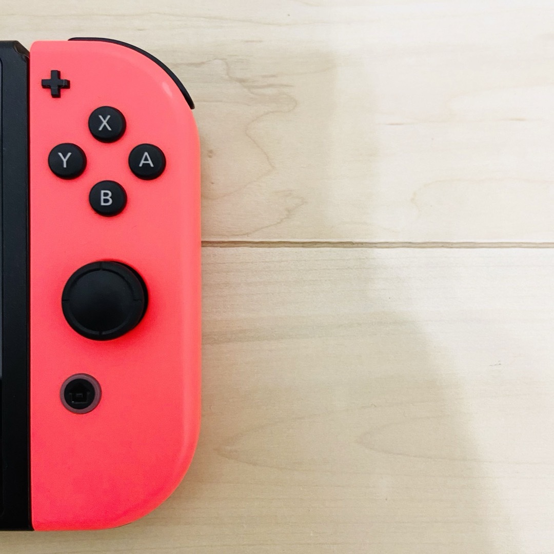 Nintendo Switch(ニンテンドースイッチ)の【美品】バッテリー強化版　スイッチ　NINTENDO SWITCH 本体 エンタメ/ホビーのゲームソフト/ゲーム機本体(家庭用ゲーム機本体)の商品写真