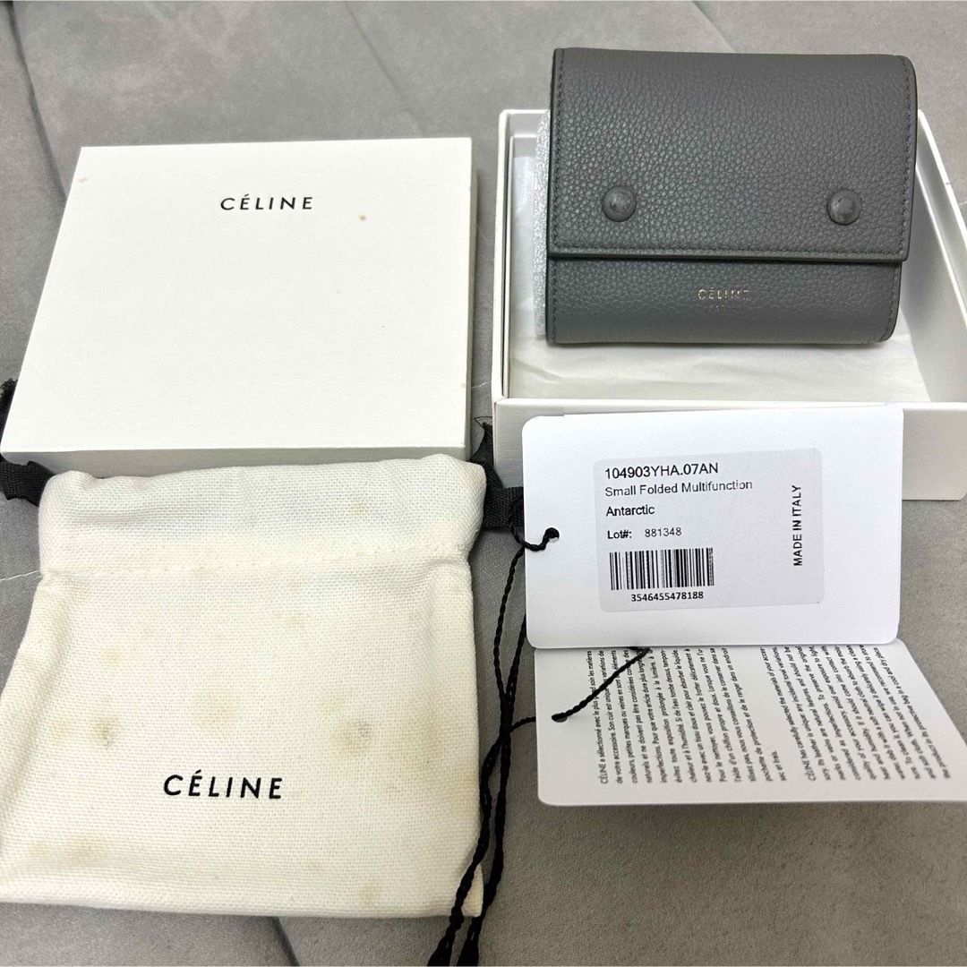 celine(セリーヌ)のCELINE セリーヌ ３つ折り財布 レディースのファッション小物(財布)の商品写真