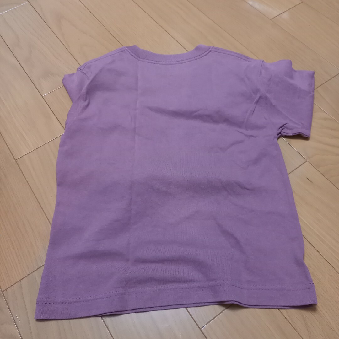 UNIQLO(ユニクロ)のUNIQLO　長袖シャツ　130 キッズ/ベビー/マタニティのキッズ服男の子用(90cm~)(Tシャツ/カットソー)の商品写真