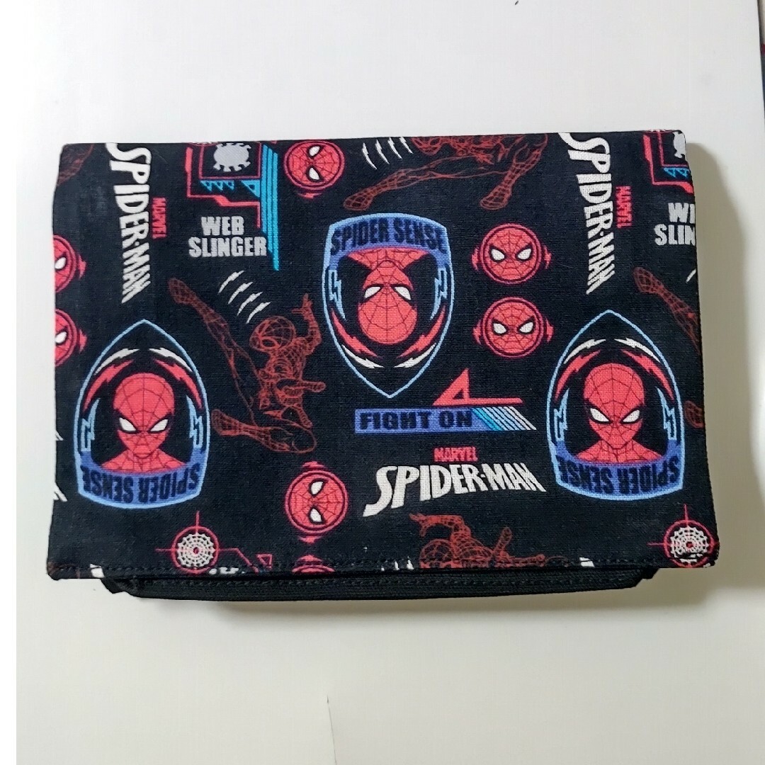 移動ポケット　スパイダーマン　蓋付き② ハンドメイドのキッズ/ベビー(外出用品)の商品写真