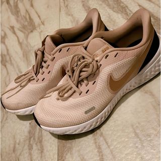 ナイキ(NIKE)のNIKE ランニングシューズ　24センチ(スニーカー)