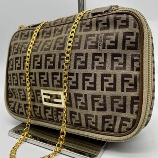 フェンディ(FENDI)の極美品✨フェンディ　チェーン　ショルダーバッグ　ズッキーノ　FFゴールド金具(ショルダーバッグ)