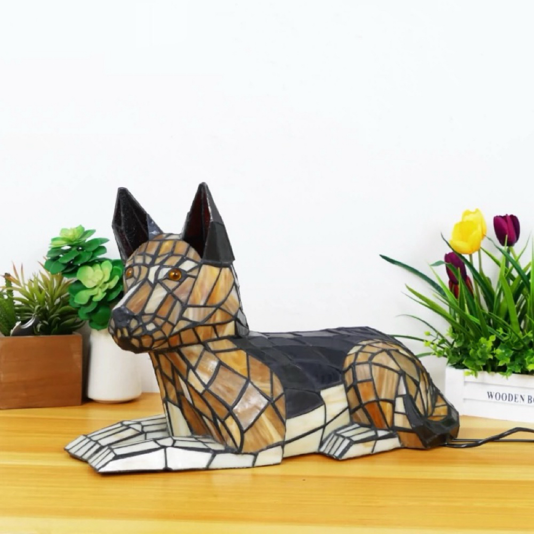 ステンドグラスランプ 犬 卓上スタンド .豪華テーブルランプ ステンドグラスランプ 犬 卓上スタンド .豪華テーブルランプ