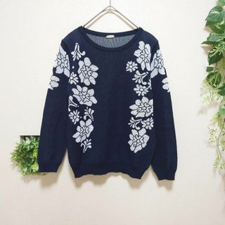 QUEENS COURT - F10-21【美品】クイーンズコート　花柄　七分袖ニットソーセーター　紺М