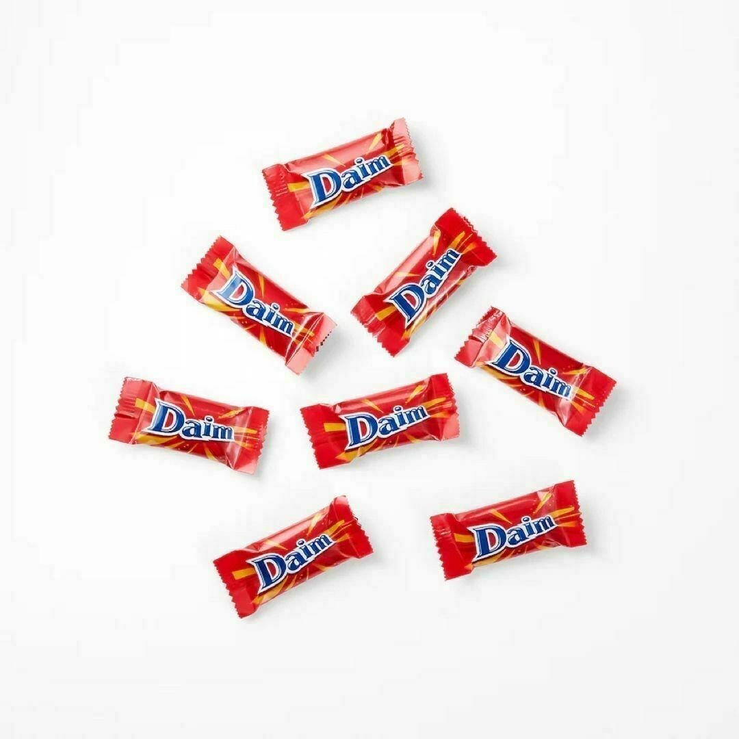 IKEA(イケア)の【終売/おまけ付】IKEA Daim (ダイム) チョコレート 460g 30粒 食品/飲料/酒の食品(菓子/デザート)の商品写真