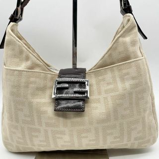 フェンディ(FENDI)の美品✨フェンディ　マンマバケット　ワンショルダーバッグ　ズッカ　FFシルバー金具(ショルダーバッグ)