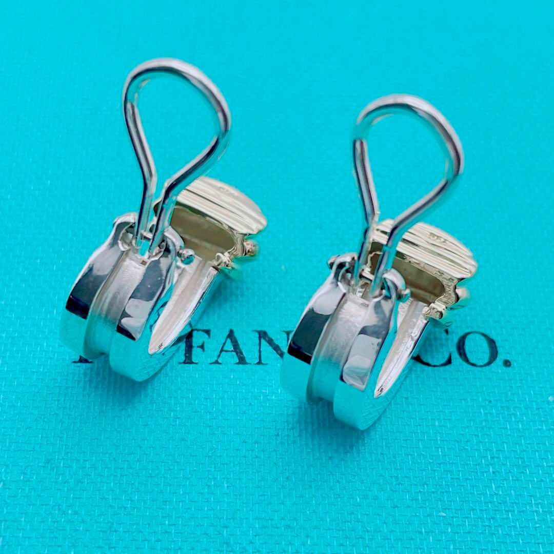 Tiffany & Co.(ティファニー)の【極美品】Tiffany & Co. イヤリング　グルーブド　K18 SV925 レディースのアクセサリー(イヤリング)の商品写真