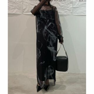 アメリヴィンテージ(Ameri VINTAGE)のAMERI CURL OF SMOKE SHEER DRESS(ロングワンピース/マキシワンピース)
