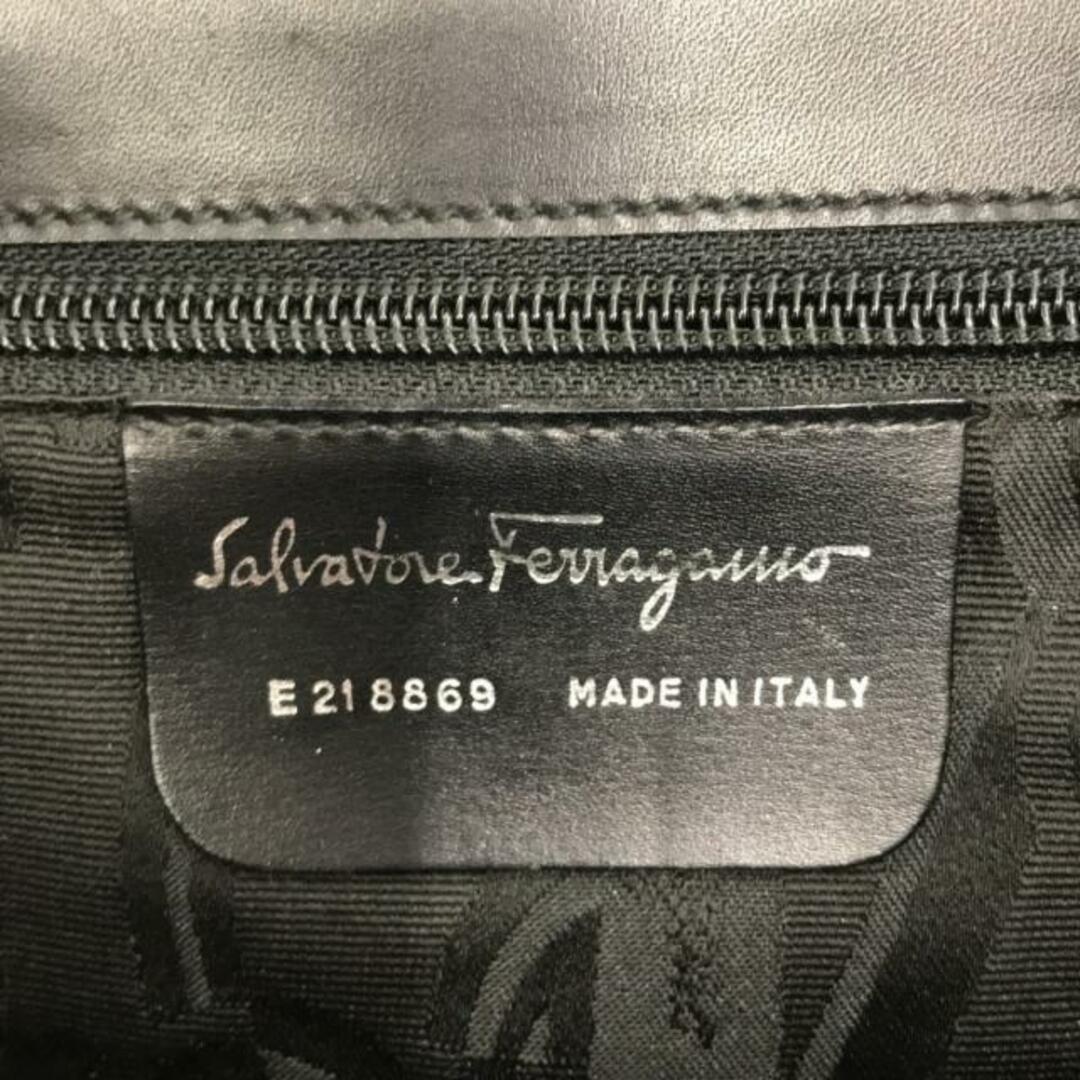 Salvatore Ferragamo(サルヴァトーレフェラガモ)のサルバトーレフェラガモ ハンドバッグ 黒 レディースのバッグ(ハンドバッグ)の商品写真