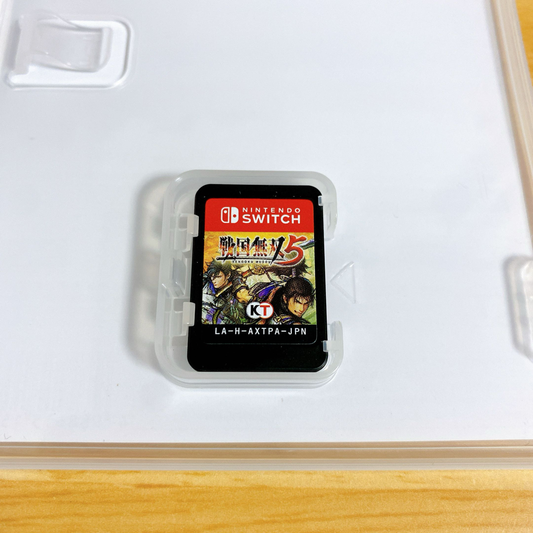 Nintendo Switch(ニンテンドースイッチ)の戦国無双5 エンタメ/ホビーのゲームソフト/ゲーム機本体(家庭用ゲームソフト)の商品写真