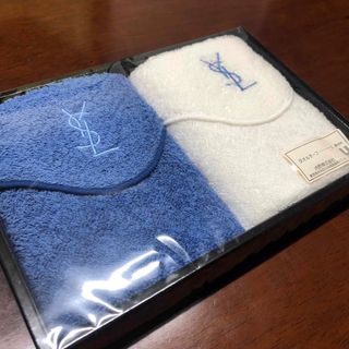 イヴサンローラン(Yves Saint Laurent)のイブサンローラン　タオルハンカチ　２枚　箱付き　新品　未使用(ハンカチ)