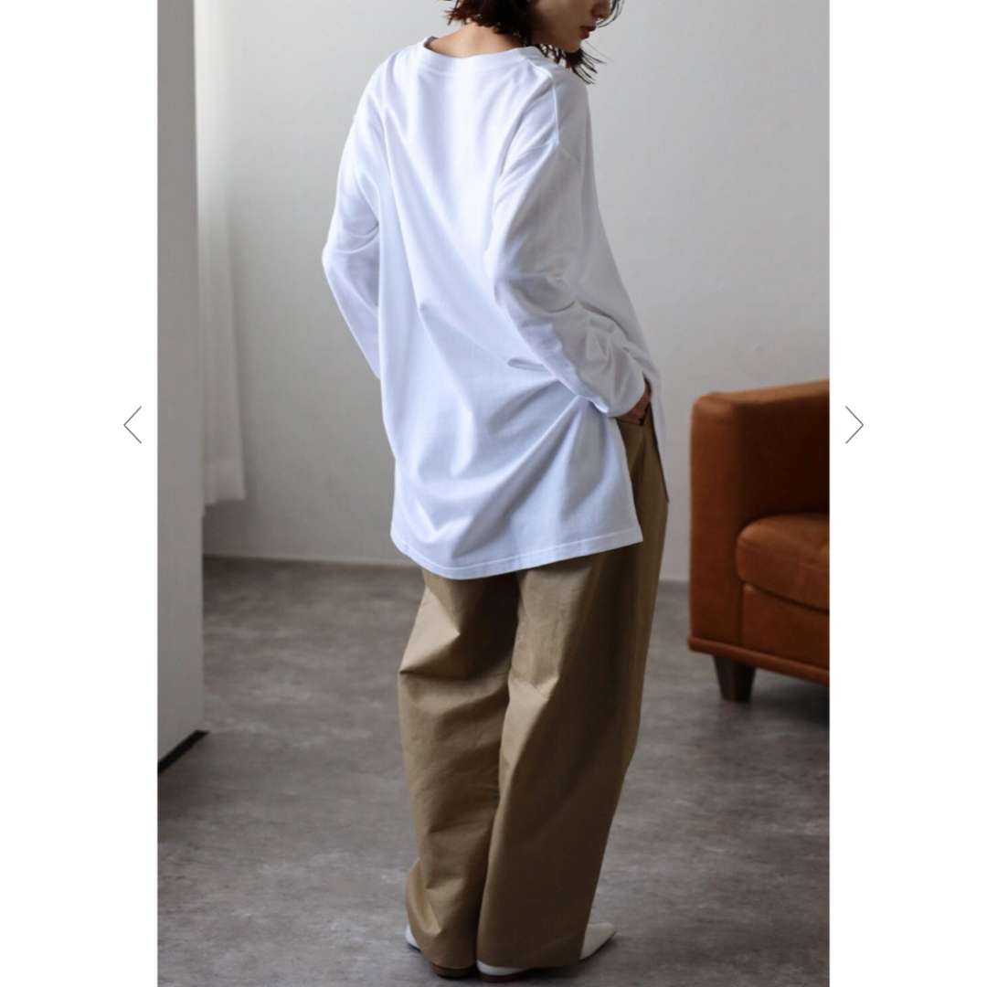 BONJOUR SAGAN(ボンジュールサガン)のBonjour sagan コットンサイドスリットロンT  ホワイト レディースのトップス(Tシャツ(長袖/七分))の商品写真