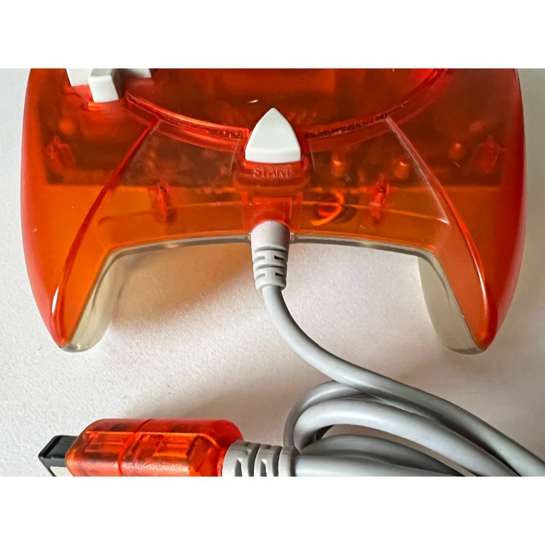 SEGA(セガ)のドリームキャスト コントローラー クリアオレンジ　Dreamcast DC エンタメ/ホビーのゲームソフト/ゲーム機本体(その他)の商品写真