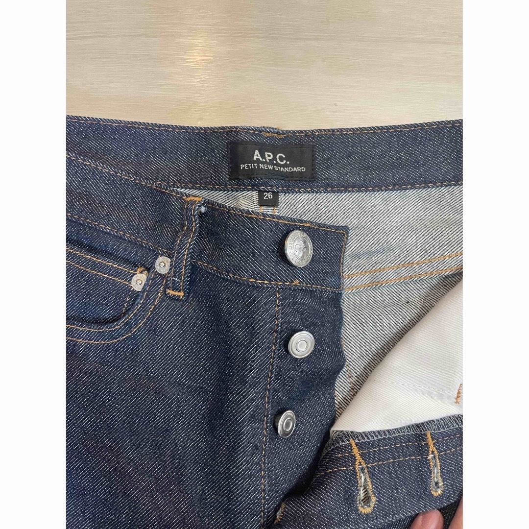 A.P.C(アーペーセー)の【美品】W26 A.P.Cプチニュースタンダード メンズのパンツ(デニム/ジーンズ)の商品写真