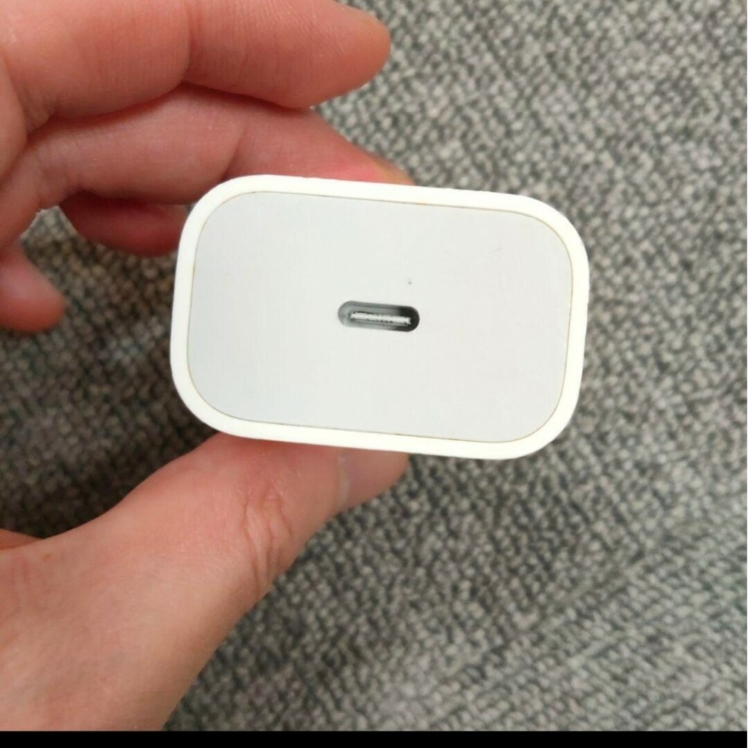 Apple アップル純正 電源アダプター 20W USB-C　A2305 エンタメ/ホビーのエンタメ その他(その他)の商品写真