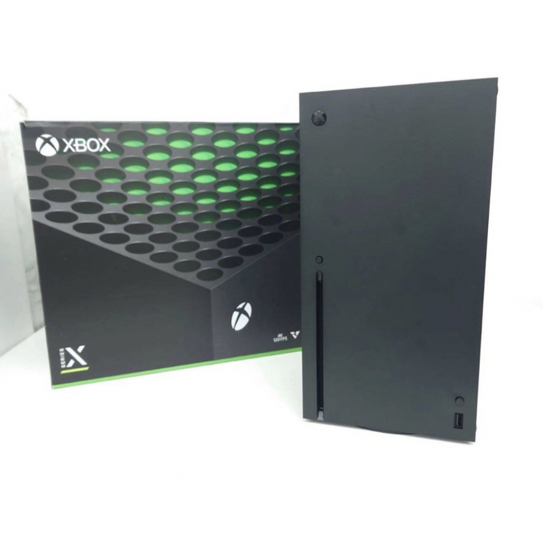 Xbox(エックスボックス)のXbox Series X 本体 (1TB SSD 内蔵)RRT-00015 エンタメ/ホビーのゲームソフト/ゲーム機本体(家庭用ゲーム機本体)の商品写真