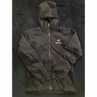 ARC'TERYX - 新品未使用　ARC'TERYX Atom LT Kingfisher サイズS